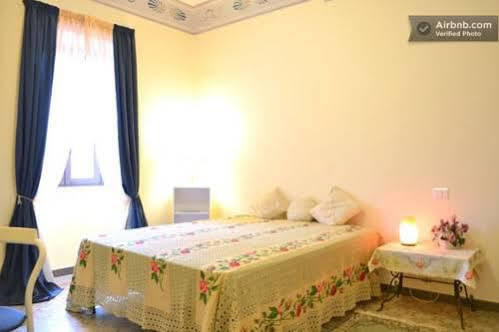 B&B Mar Tirreno Barcellona-Pozzo di Gotto Dış mekan fotoğraf